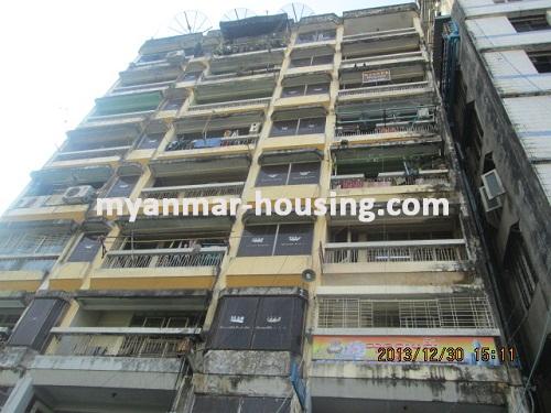 ミャンマー不動産 - 売り物件 - No.2338 - An apartment for sale in Kyaukdadar ! - View of the building.