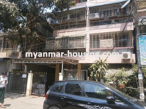 缅甸房地产 - 出售物件 - No.2476 - An apartment for sale in Kyee Myin Daing! - Close view of the building.