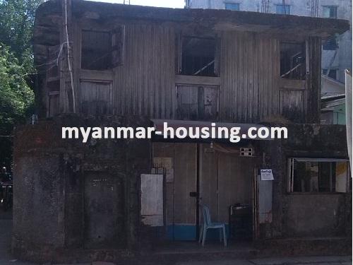 Myanmar real estate - for sale property - No.2482 - Normal landed house for sale in Kamaryut! - View of the building..