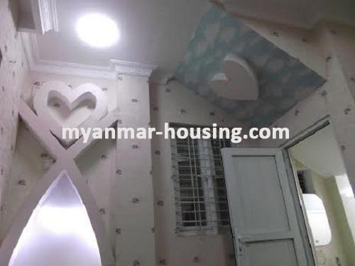 Myanmar real estate - for sale property - No.2490 - Well decorated house now for sale! - View of the design of wall paper.