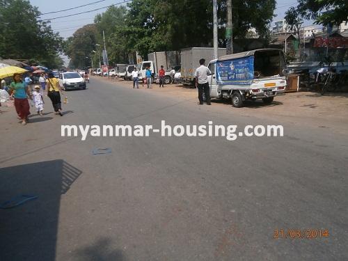 Myanmar real estate - for sale property - No.2510 - Located close to market this apartment for sale in Kyeemyindaing! - view of the street