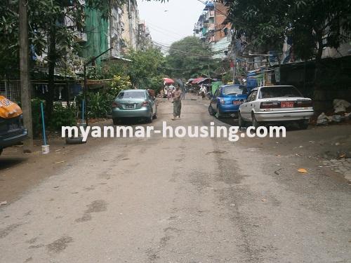 Myanmar real estate - for sale property - No.2648 - Nice apartment for sale in Tarmway! - View of the street.