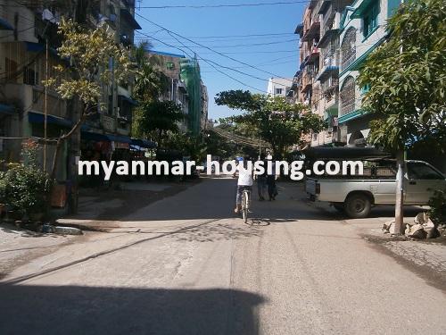 မြန်မာအိမ်ခြံမြေ - ရောင်းမည် property - No.913 - N/A - View of the street.